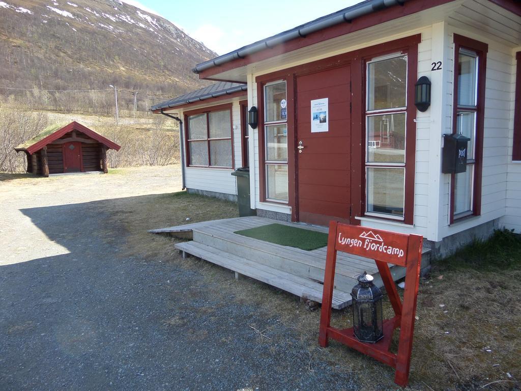 Lyngen Fjordcamp Villa Nord-Lenangen Ngoại thất bức ảnh