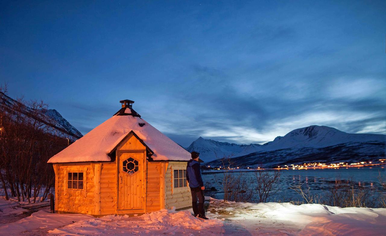 Lyngen Fjordcamp Villa Nord-Lenangen Ngoại thất bức ảnh